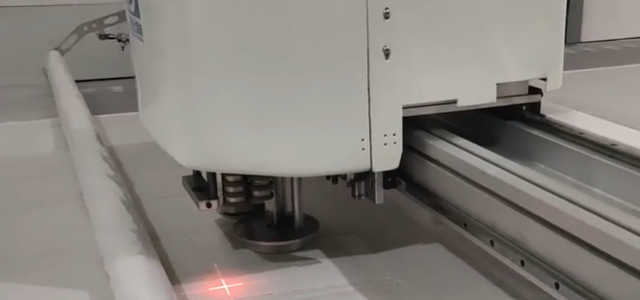 ���϶��ü�